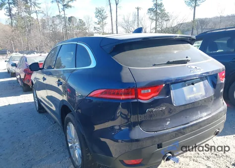 2017 Jaguar F-Pace 35T Prestige z USA, uszkodzony, nr VIN SADCK2BV9HA060560